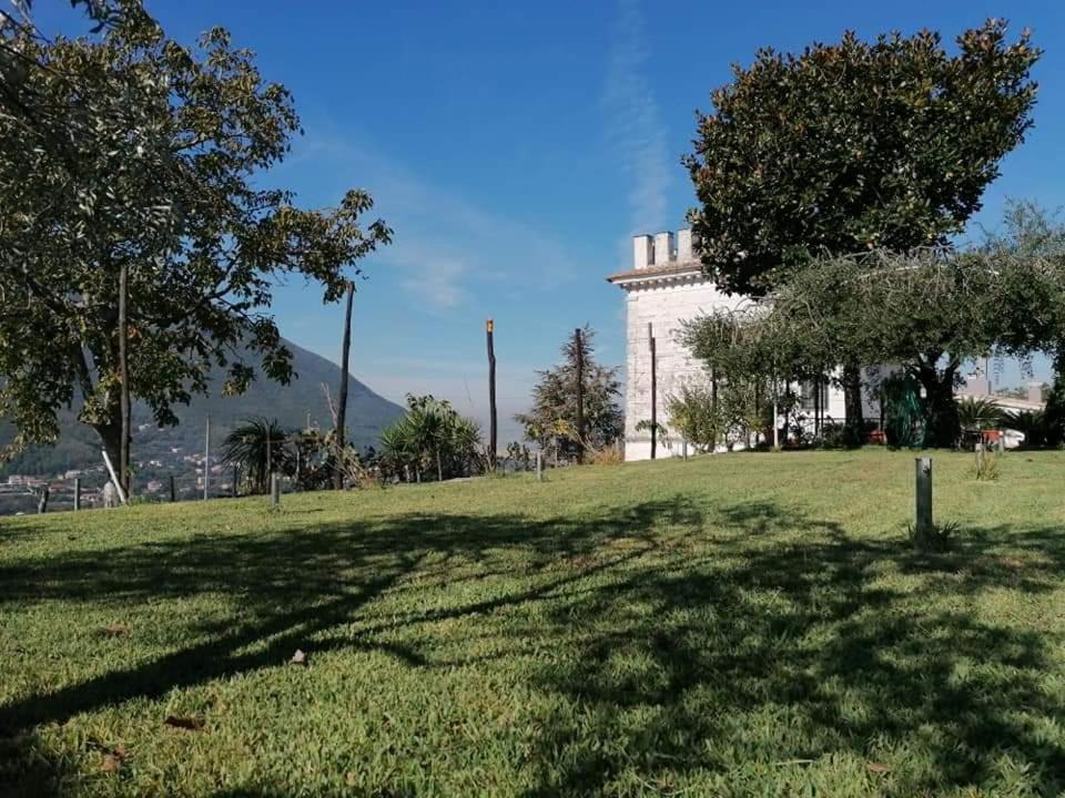 カーヴァ・デ・ティッレーニ La Torretta Bianca Bed & Breakfast エクステリア 写真