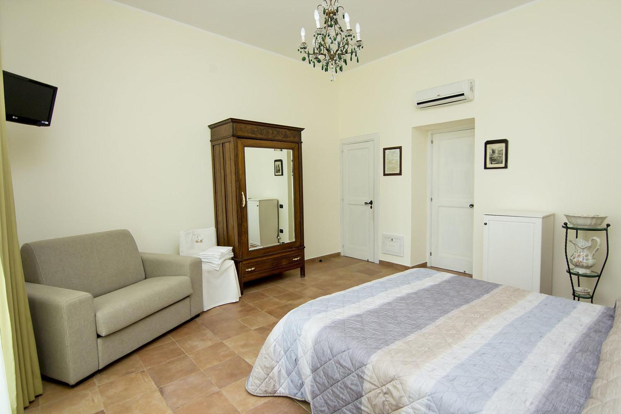 カーヴァ・デ・ティッレーニ La Torretta Bianca Bed & Breakfast 部屋 写真